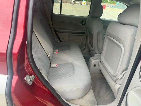 Used 2008 Chevrolet HHR LT image 15