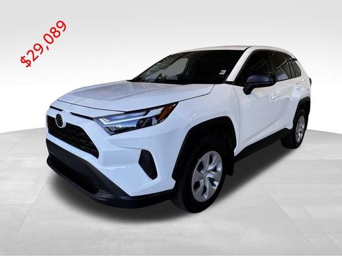 Certified 2023 Toyota RAV4 LE AWD/4WD image 4