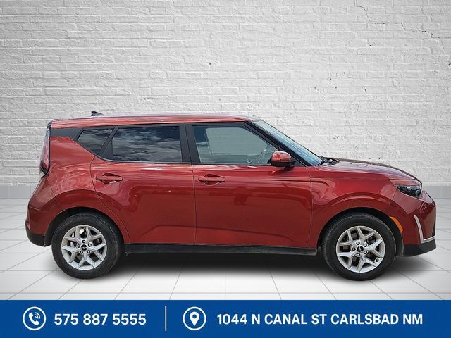 Used 2023 Kia Soul LX w/ Option Group 015 FWD image 5