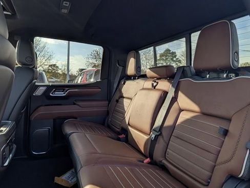 Used 2024 GMC Sierra 1500 Denali Ultimate image 7