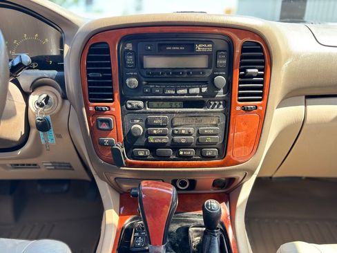 Used 2000 Lexus LX 470 4WD image 20