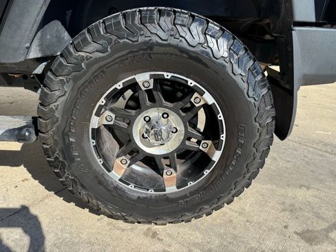 Used 2015 Jeep Wrangler Unlimited Sport w/ Quick Order Package 24S image 9