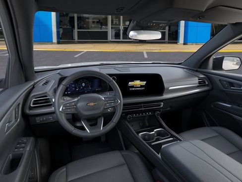 New 2026 Chevrolet Traverse LT image 15