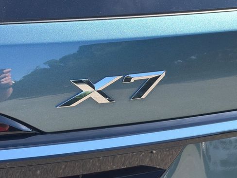 Used 2025 BMW X7 xDrive40i AWD/4WD image 38