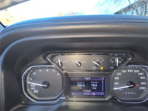 Used 2020 GMC Sierra 1500 SLT image 15