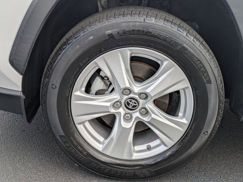 Certified 2021 Toyota RAV4 XLE w/ Convenience Package image 10