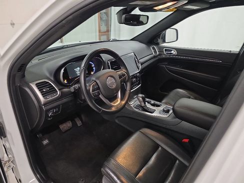 Used 2022 Jeep Grand Cherokee Limited AWD/4WD image 11