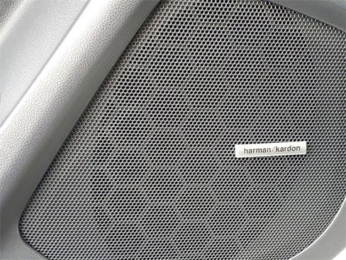 New 2025 Subaru Ascent Limited w/ Popular Package #2 image 18