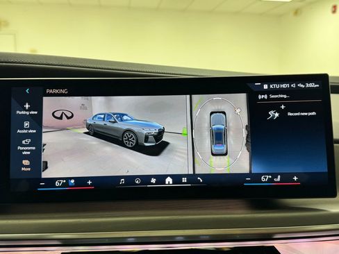 Used 2024 BMW 760i xDrive 760i xDrive w/ Executive Package image 21