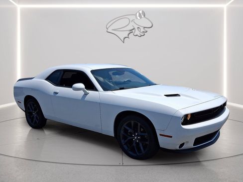 Used 2023 Dodge Challenger SXT w/ Blacktop Package RWD image 5