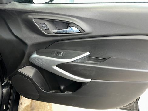 Certified 2024 Chevrolet Trax RS w/ Driver Confidence Package image 26