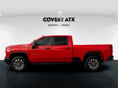 Certified 2024 Chevrolet Silverado 2500 Custom w/ Custom Value Package image 5