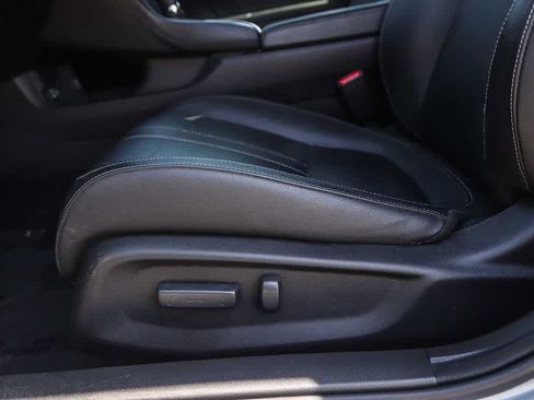 Used 2018 Honda Civic EX-L image 19