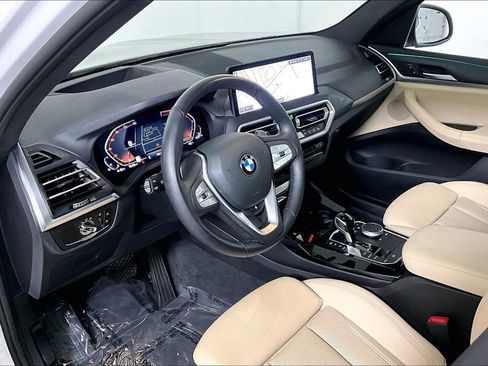Used 2024 BMW X3 sDrive30i w/ Premium Package w/ZPA image 13