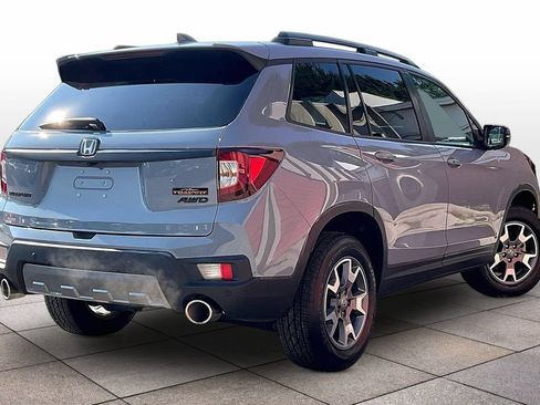 Used 2023 Honda Passport TrailSport image 12