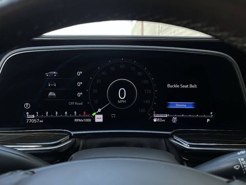 Used 2022 Cadillac Escalade Premium Luxury AWD/4WD image 29