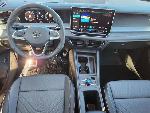 New 2026 Volkswagen Tiguan SE R-Line image 15