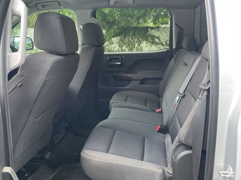 Used 2018 GMC Sierra 1500 SLE w/ SLE Value Package AWD/4WD image 5