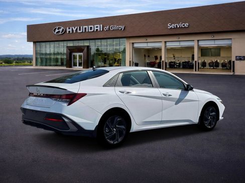 New 2026 Hyundai Elantra Sport FWD image 8