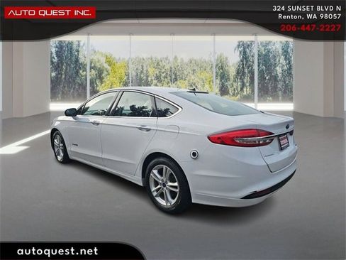 Used 2018 Ford Fusion SE w/ Equipment Group 602A image 7