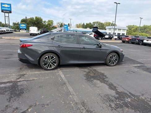 Used 2026 Toyota Camry XLE w/ Premium Package AWD/4WD image 21