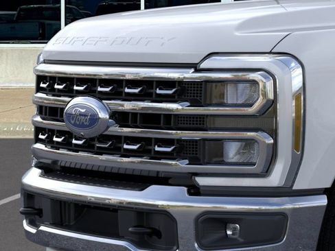 New 2026 Ford F250 Lariat RWD image 17