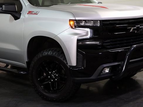 Used 2021 Chevrolet Silverado 1500 LT Trail Boss w/ Convenience Package II image 8