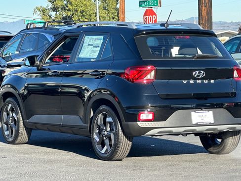 New 2026 Hyundai Venue SEL image 6