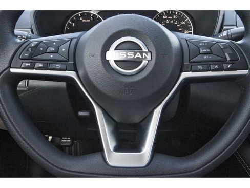 Certified 2023 Nissan Altima 2.5 SV FWD image 17