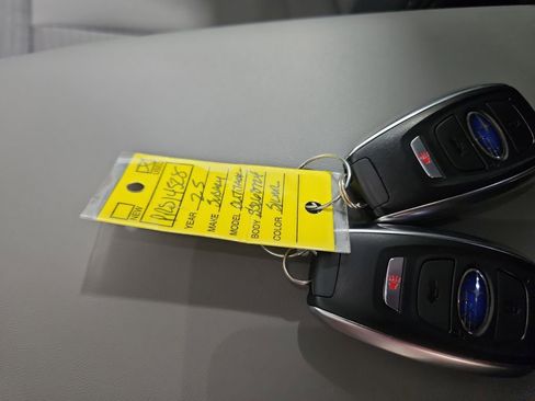 Certified 2025 Subaru Outback Premium AWD/4WD image 30
