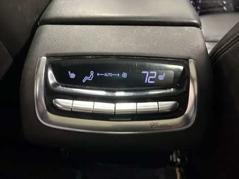 Used 2021 Cadillac XT6 Sport w/ Platinum Package AWD/4WD image 38