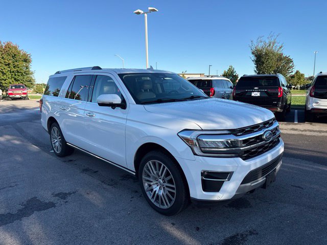 Used 2024 Ford Expedition Max Limited AWD/4WD image 1