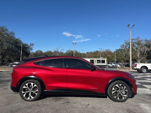 Used 2022 Ford Mustang Mach-E Premium image 6