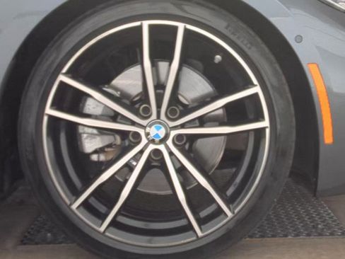 Used 2020 BMW 330i Sedan w/ M Sport Package RWD image 12
