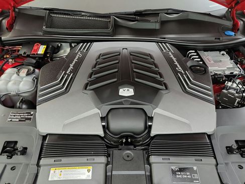 Used 2022 Lamborghini Urus AWD/4WD image 41