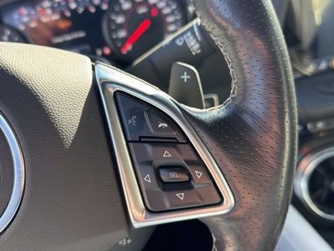 Used 2021 Chevrolet Camaro SS image 18