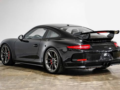 Used 2014 Porsche 911 GT3 w/ Sound Package Plus image 9