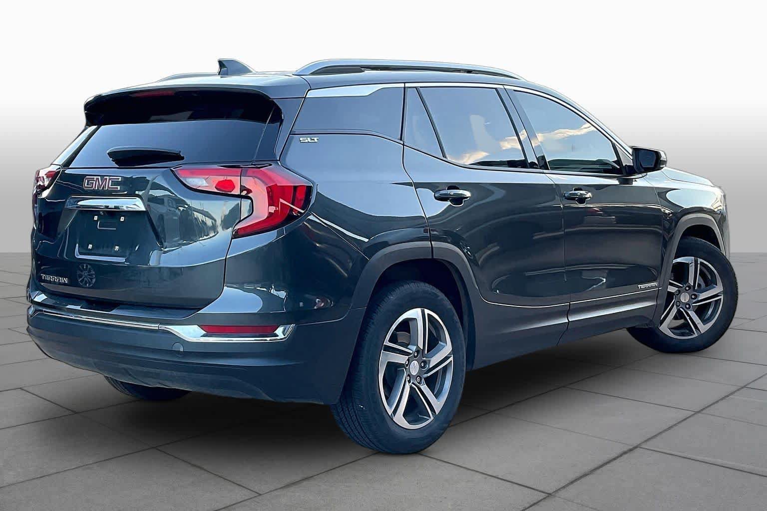 Used 2021 GMC Terrain SLT FWD image 13