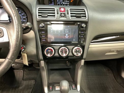 Used 2017 Subaru Forester 2.5i Limited image 18