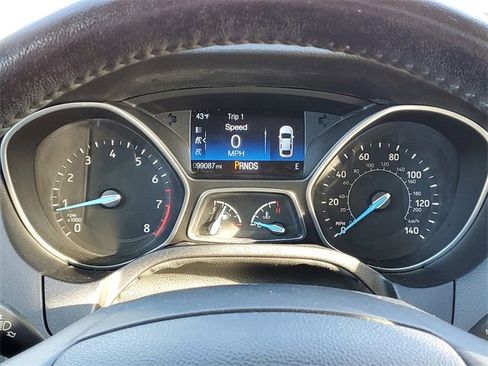 Used 2016 Ford Focus SE w/ Equipment Group 201A image 20