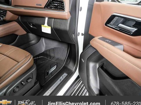 New 2026 Chevrolet Tahoe High Country AWD/4WD image 26
