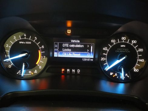 Used 2016 Ford Explorer 4WD Police Interceptor image 10