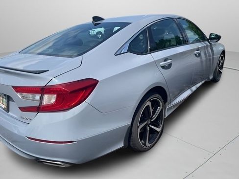 Used 2021 Honda Accord Sport image 11