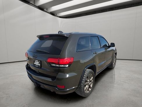 Used 2017 Jeep Grand Cherokee Limited 75th Anniversary image 5
