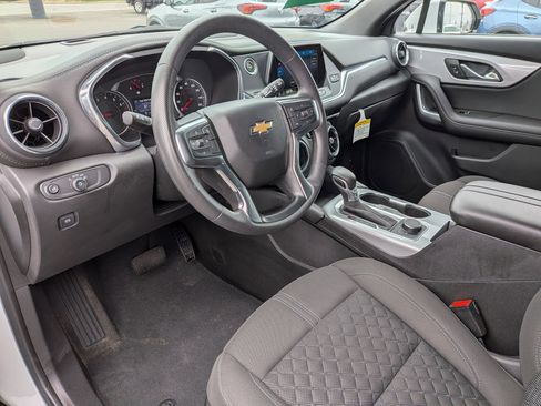 Used 2022 Chevrolet Blazer LT FWD image 9