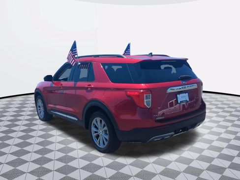 Used 2023 Ford Explorer XLT w/ Equipment Group 202A AWD/4WD image 5