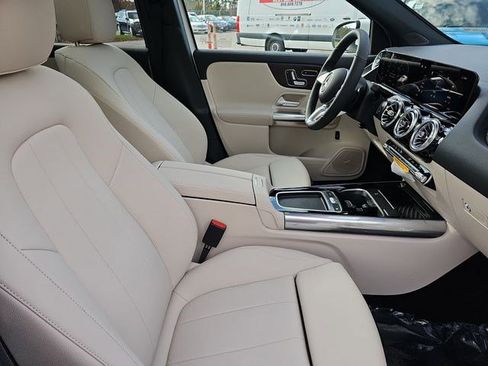 Used 2026 Mercedes-Benz GLA 250 image 11