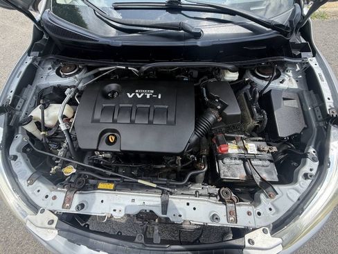 Used 2009 Toyota Matrix FWD image 20