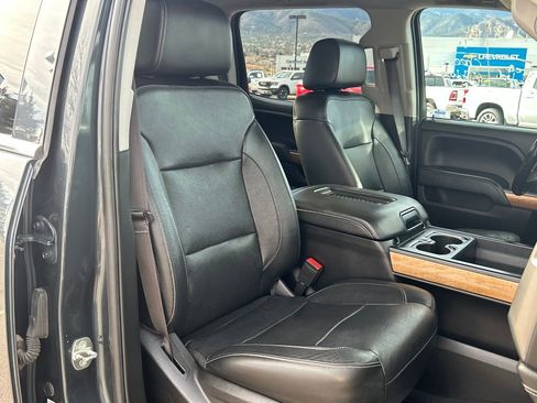 Used 2019 Chevrolet Silverado 3500 LTZ w/ Duramax Plus Package image 33