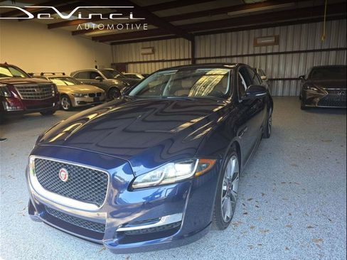 Used 2019 Jaguar XJ R-Sport RWD image 1